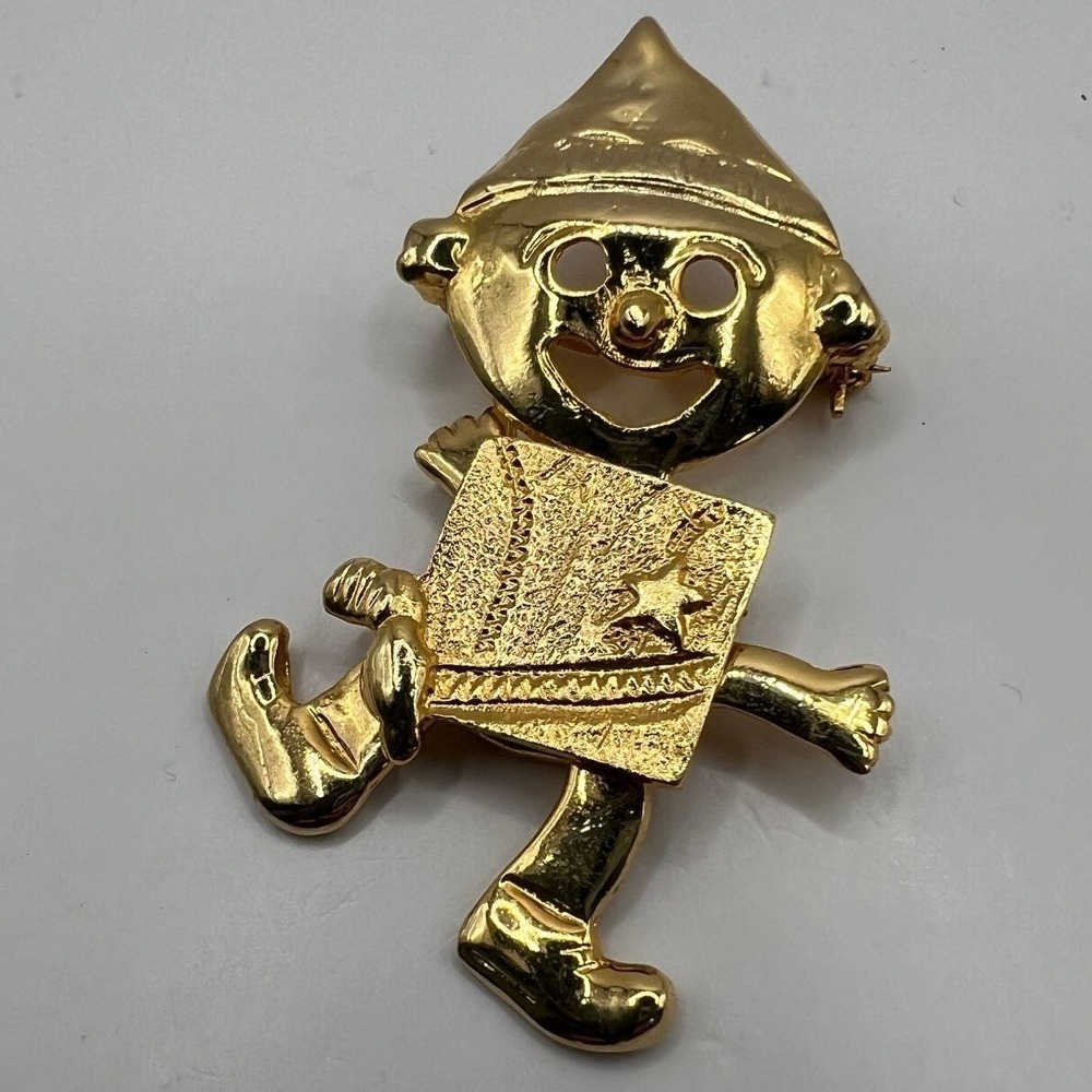Vintage Articulated Elf Boy Brooch Goldโ Tone Sheriff Dancing Pin